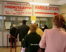 Liste d'attesa, una piaga italiana