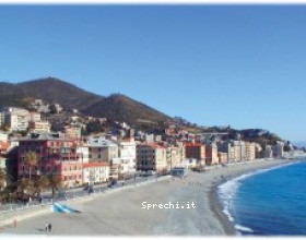 Sprechi acqua, a Varazze vietato lavare le barche