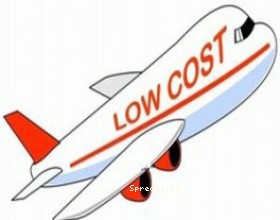Sprechi voli low cost, come NON pagare per i bagagli a bordo
