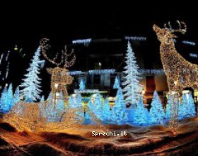 Luminarie di Natale, uno spreco di soldi pubblici?